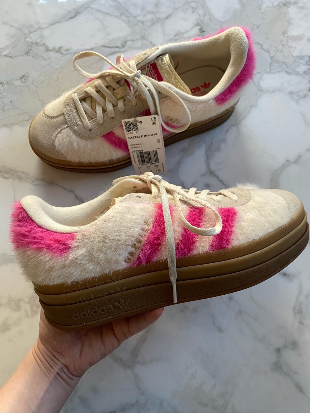 NWT adidas Originals Gazelle Bold W Platform Sneakers Faux Fur Pink White Size 7